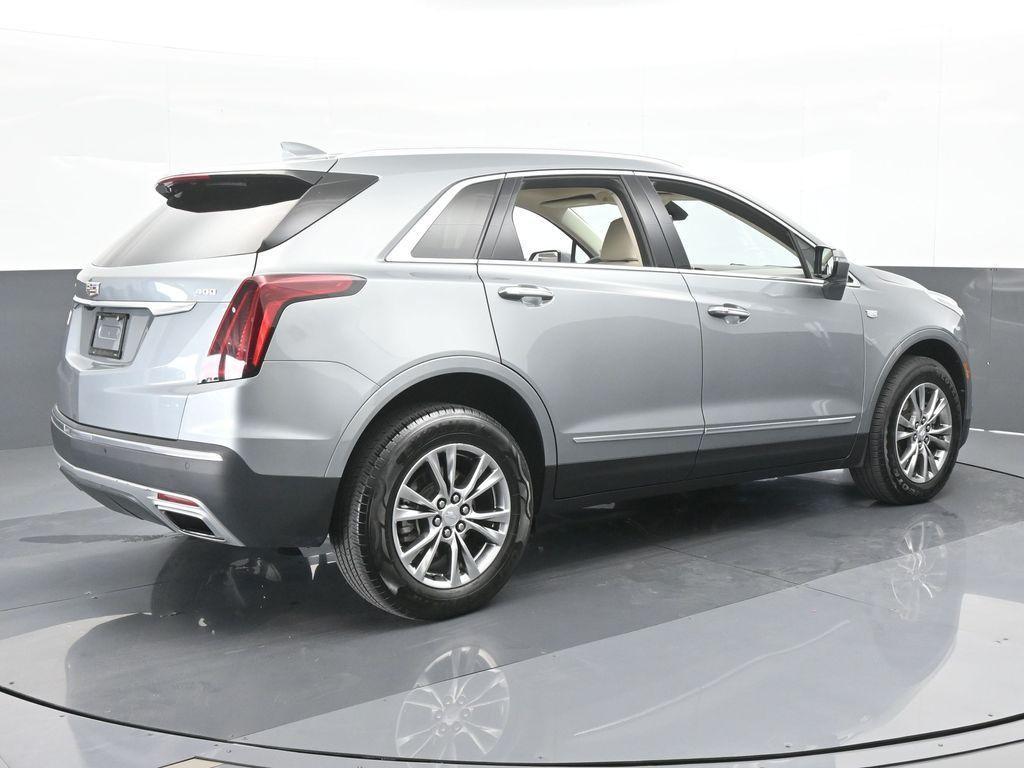 used 2023 Cadillac XT5 car, priced at $28,996