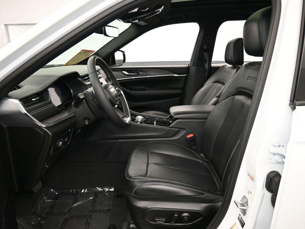 used 2022 Jeep Grand Cherokee 4xe car, priced at $41,994