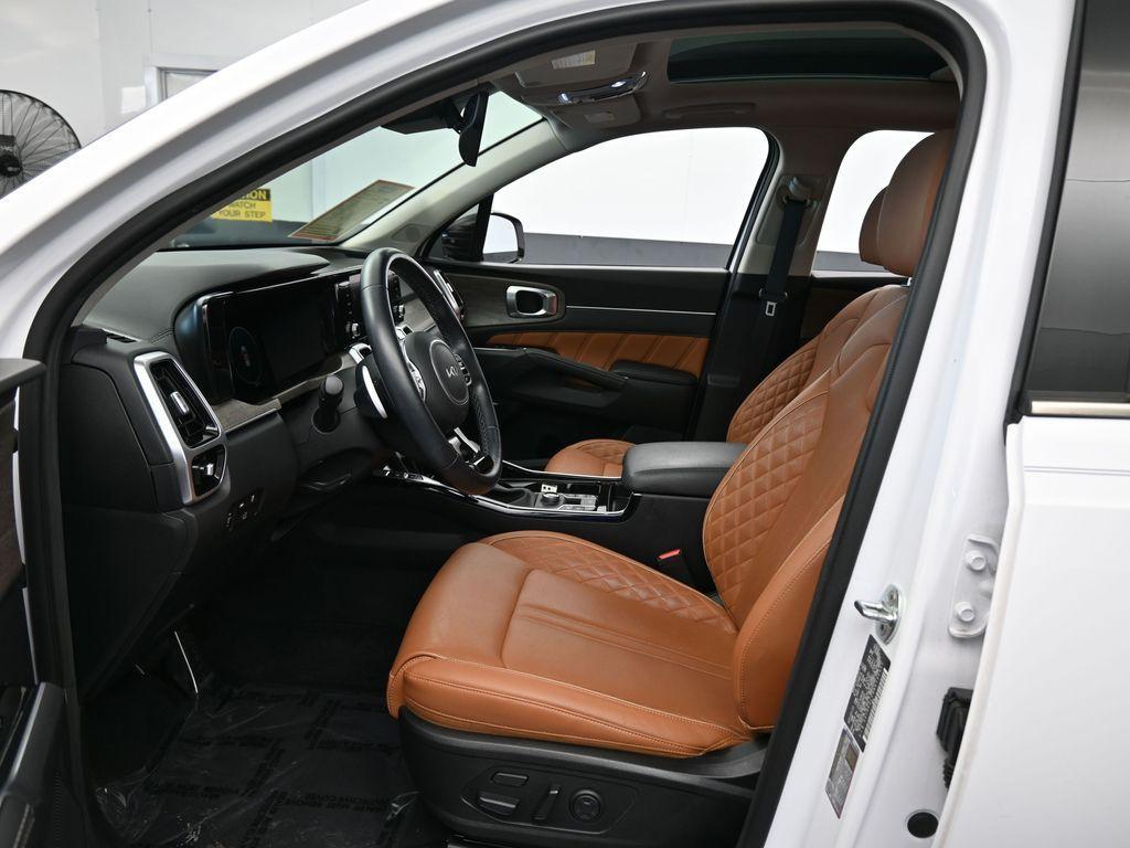 used 2022 Kia Sorento car, priced at $24,994