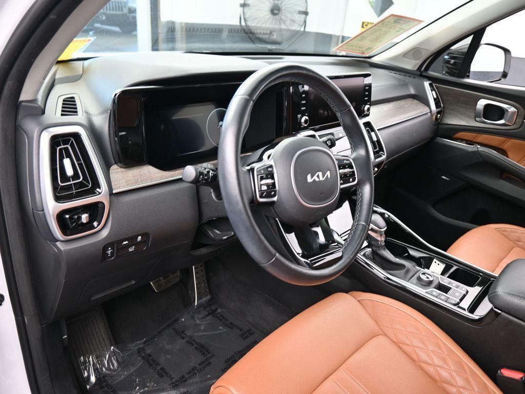 used 2022 Kia Sorento car, priced at $24,994