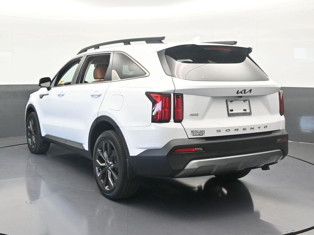used 2022 Kia Sorento car, priced at $24,994