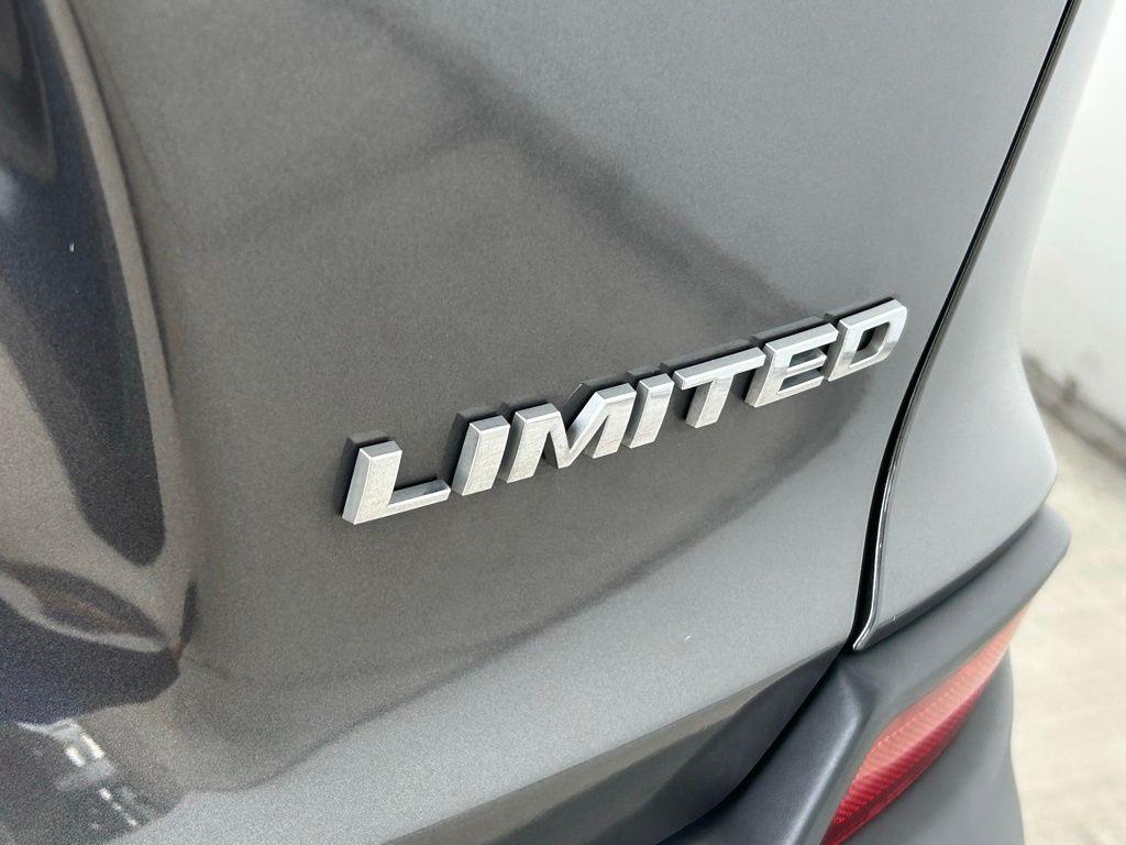 used 2020 Jeep Cherokee car, priced at $16,986