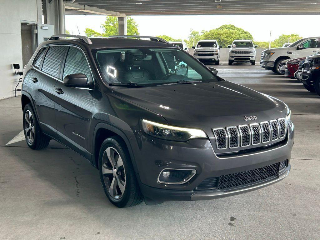 used 2020 Jeep Cherokee car, priced at $16,986