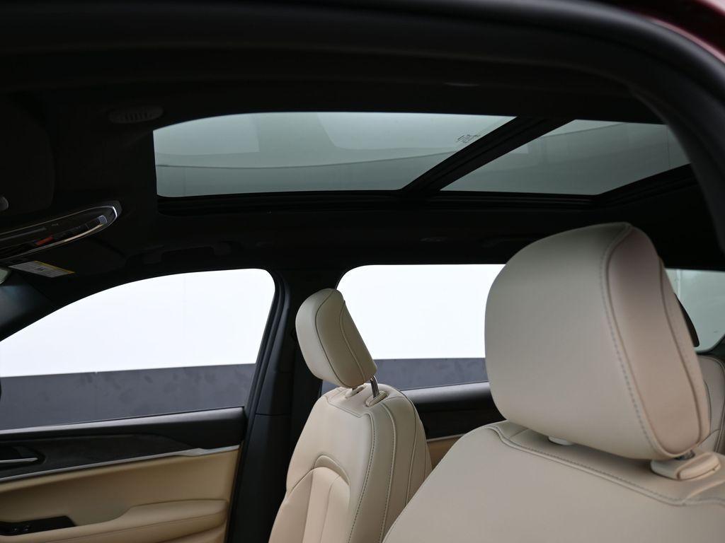 new 2025 Jeep Grand Cherokee L car