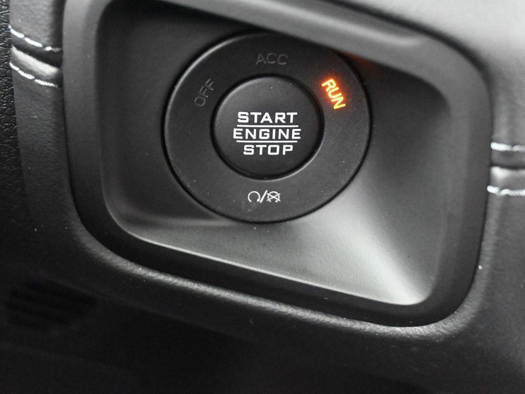 new 2025 Jeep Wrangler car