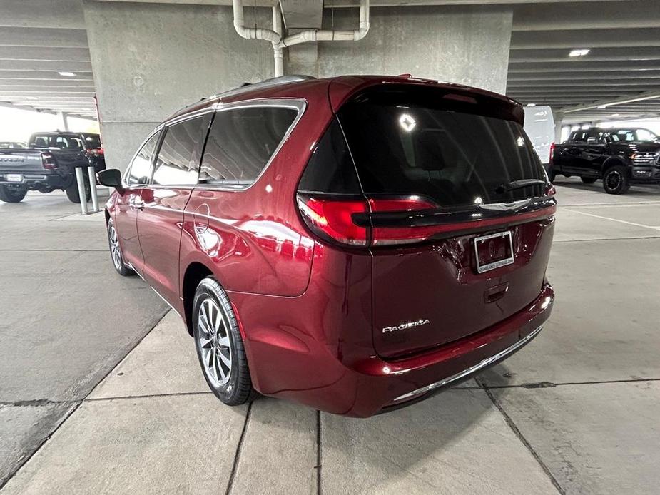 used 2021 Chrysler Pacifica car, priced at $17,591