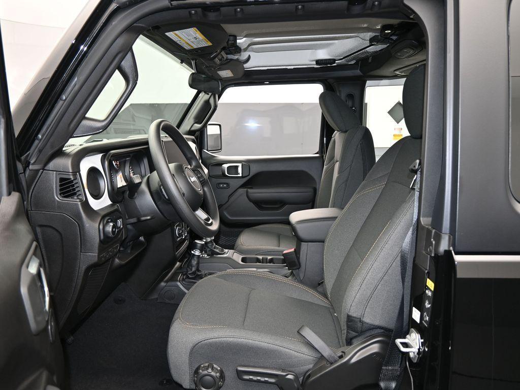 new 2025 Jeep Wrangler car, priced at $36,480