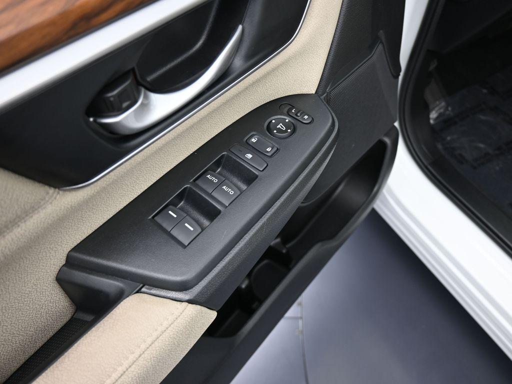 used 2022 Honda CR-V car, priced at $24,949