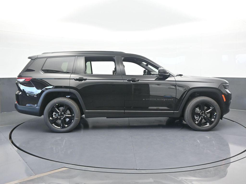 new 2025 Jeep Grand Cherokee L car