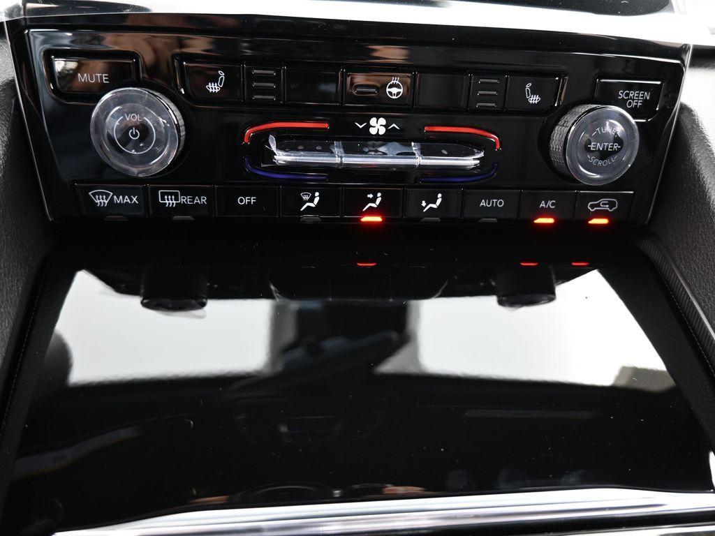 new 2025 Jeep Grand Cherokee L car