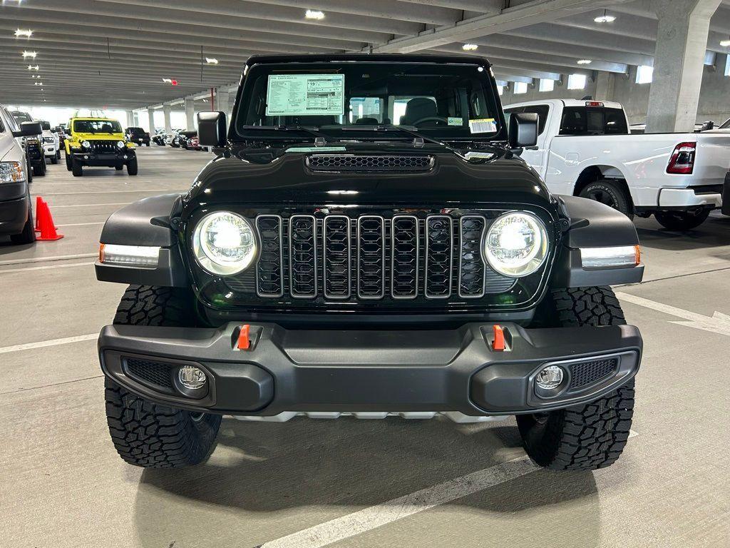 new 2024 Jeep Gladiator car, priced at $53,011