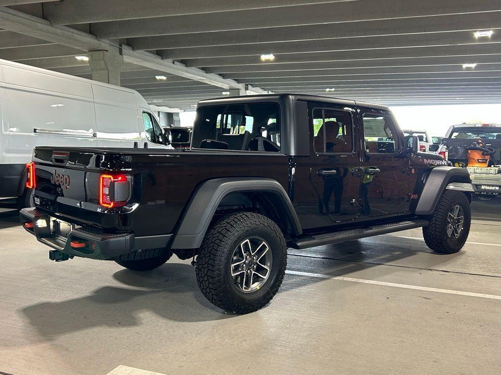 new 2024 Jeep Gladiator car, priced at $53,011