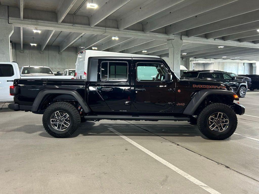 new 2024 Jeep Gladiator car, priced at $53,011