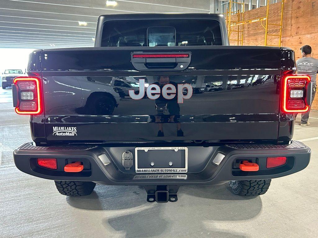 new 2024 Jeep Gladiator car, priced at $53,011