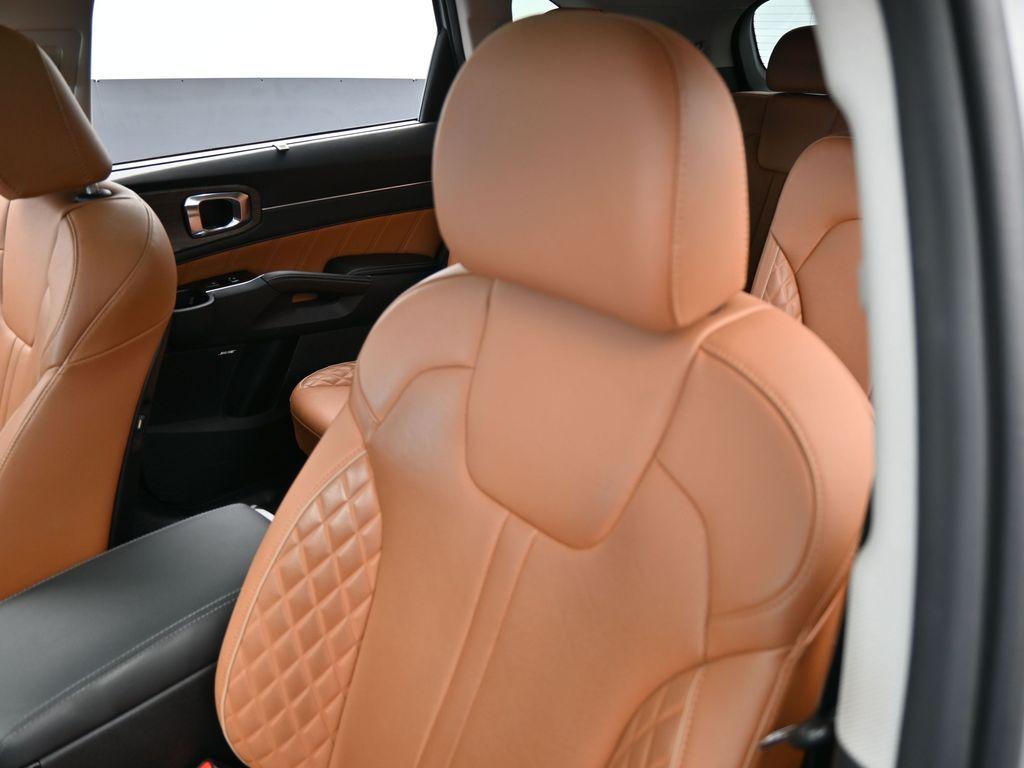 used 2023 Kia Sorento car, priced at $34,850