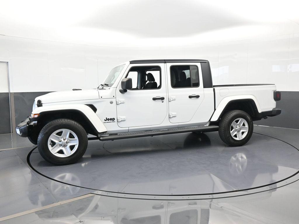 used 2021 Jeep Gladiator car, priced at $27,995