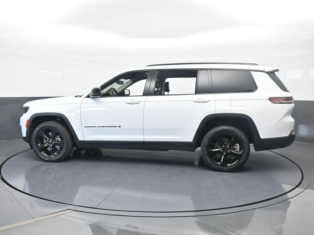 used 2024 Jeep Grand Cherokee L car, priced at $32,694