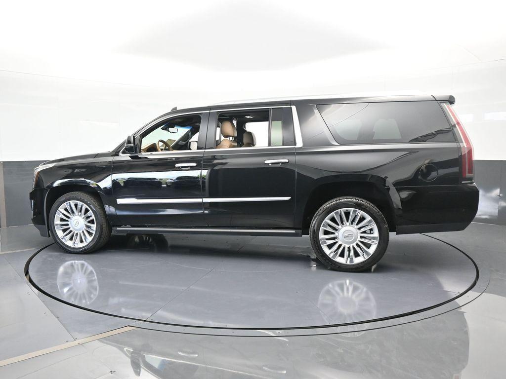 used 2020 Cadillac Escalade ESV car, priced at $44,950