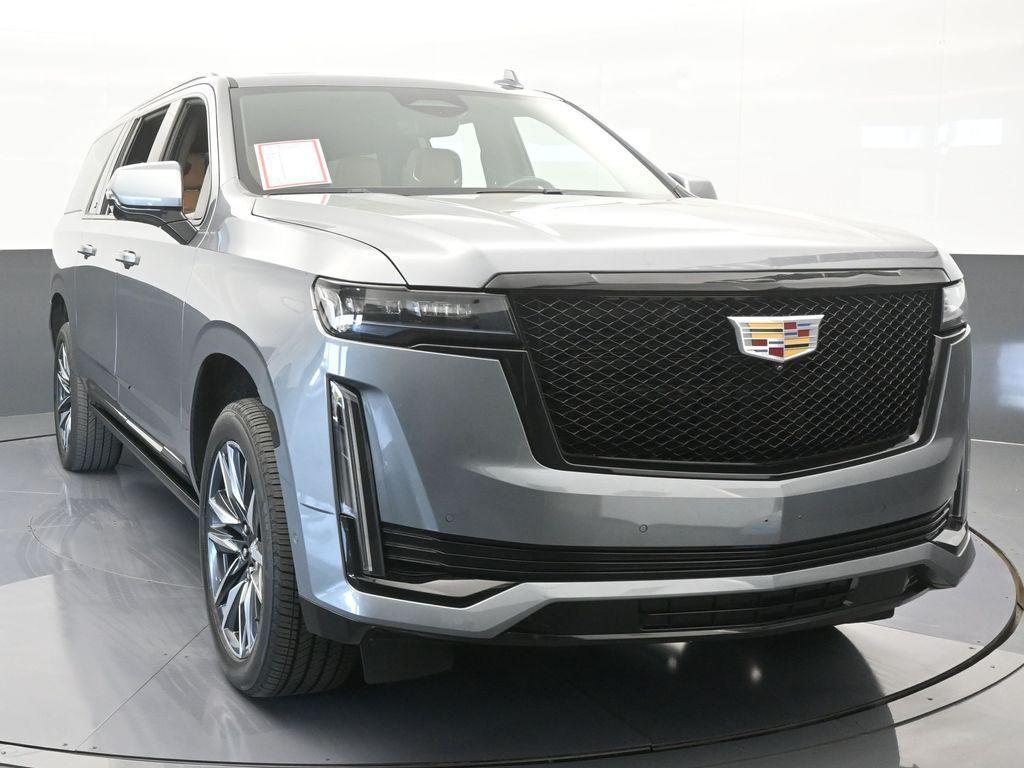 used 2021 Cadillac Escalade ESV car, priced at $53,150