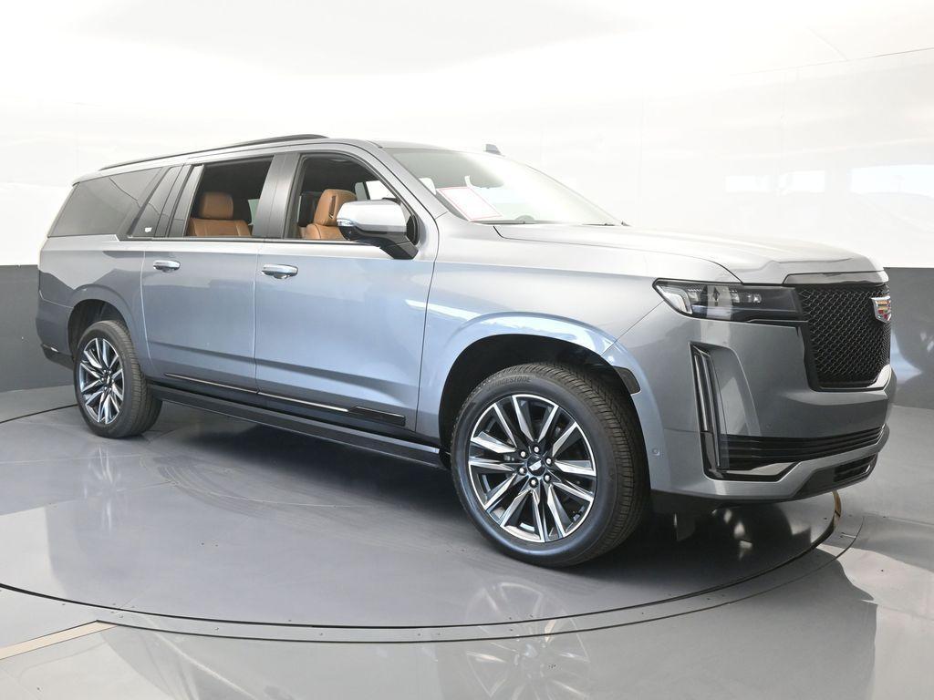 used 2021 Cadillac Escalade ESV car, priced at $53,150