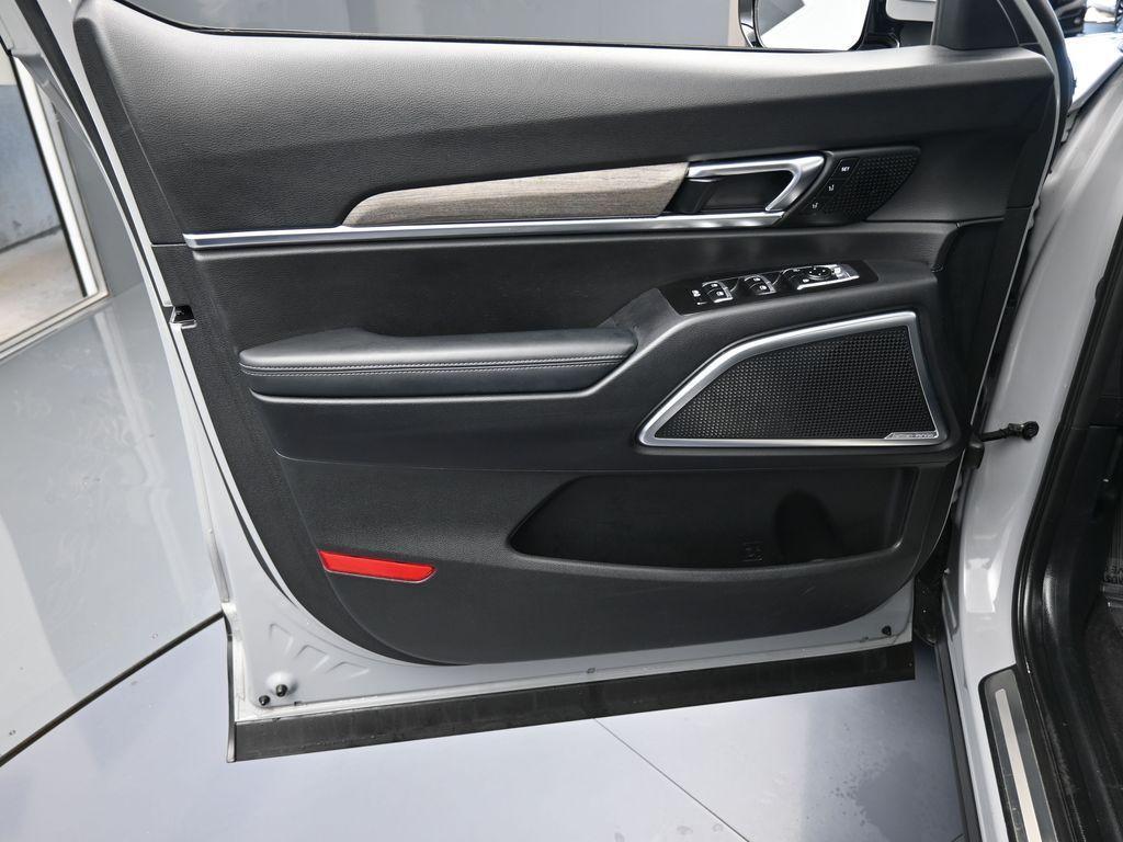 used 2022 Kia Telluride car, priced at $36,229