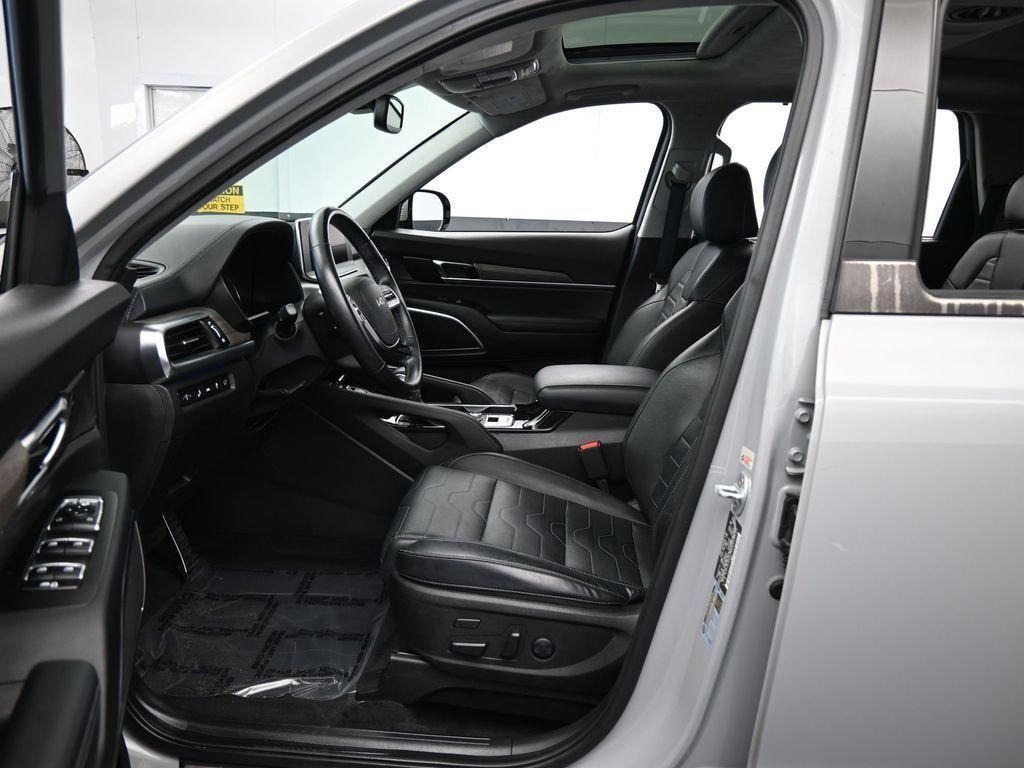 used 2022 Kia Telluride car, priced at $36,229