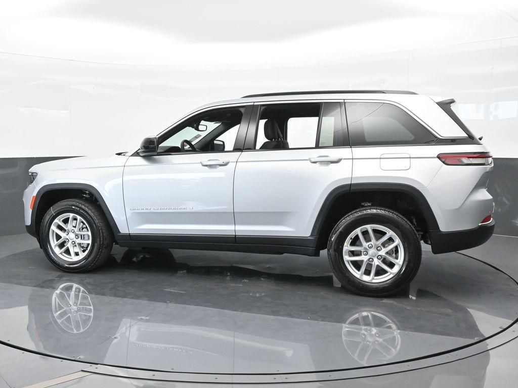 new 2024 Jeep Grand Cherokee car, priced at $30,675