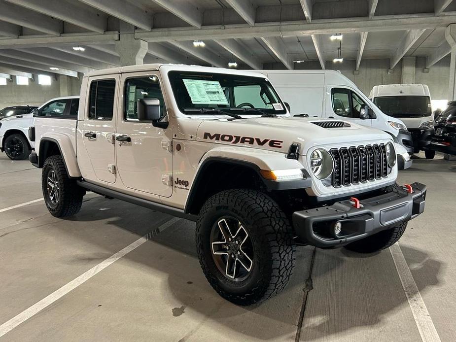 new 2024 Jeep Gladiator car, priced at $57,386