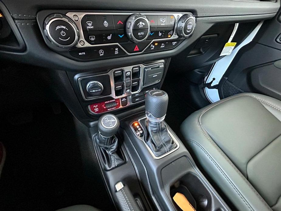 new 2024 Jeep Gladiator car, priced at $57,386