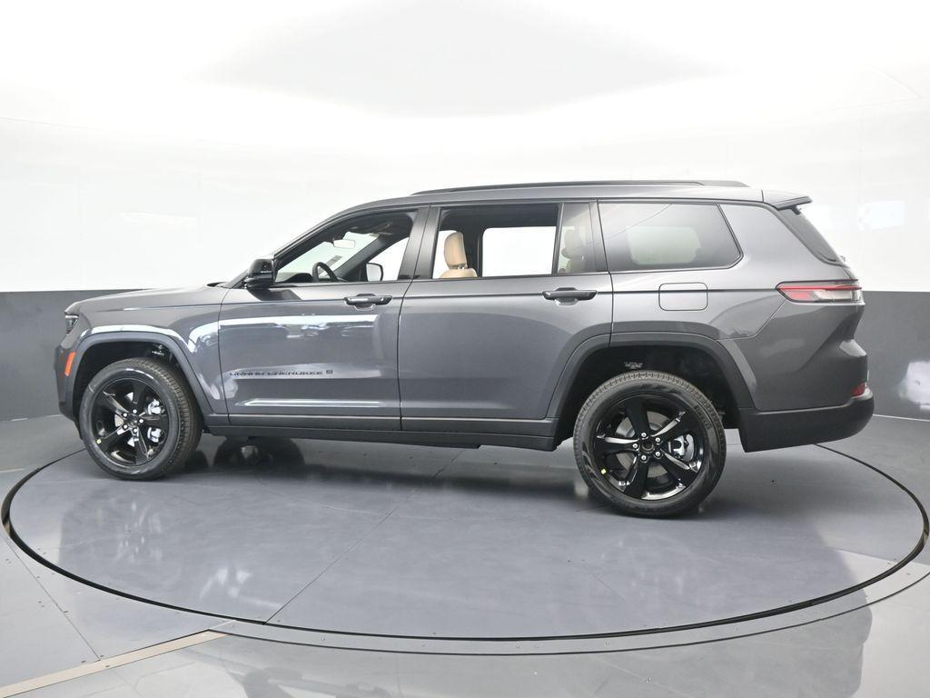 new 2025 Jeep Grand Cherokee L car