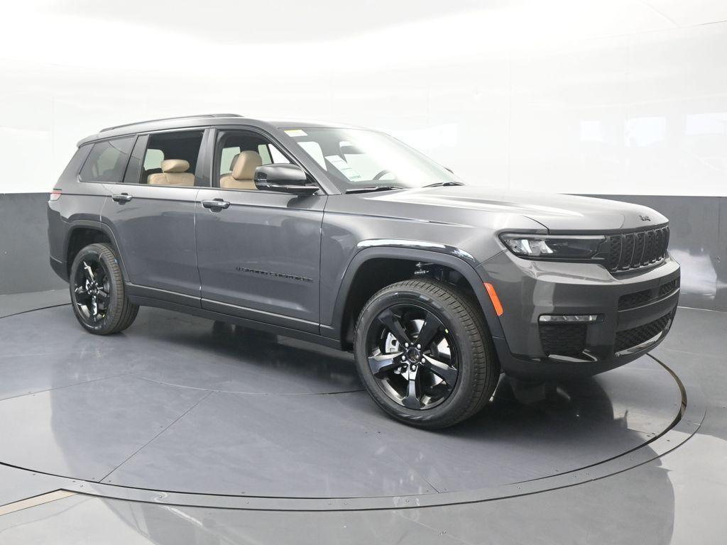 new 2025 Jeep Grand Cherokee L car