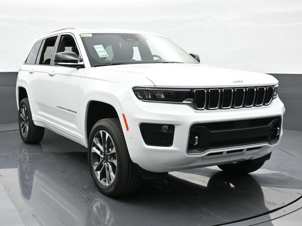 new 2024 Jeep Grand Cherokee car, priced at $52,221