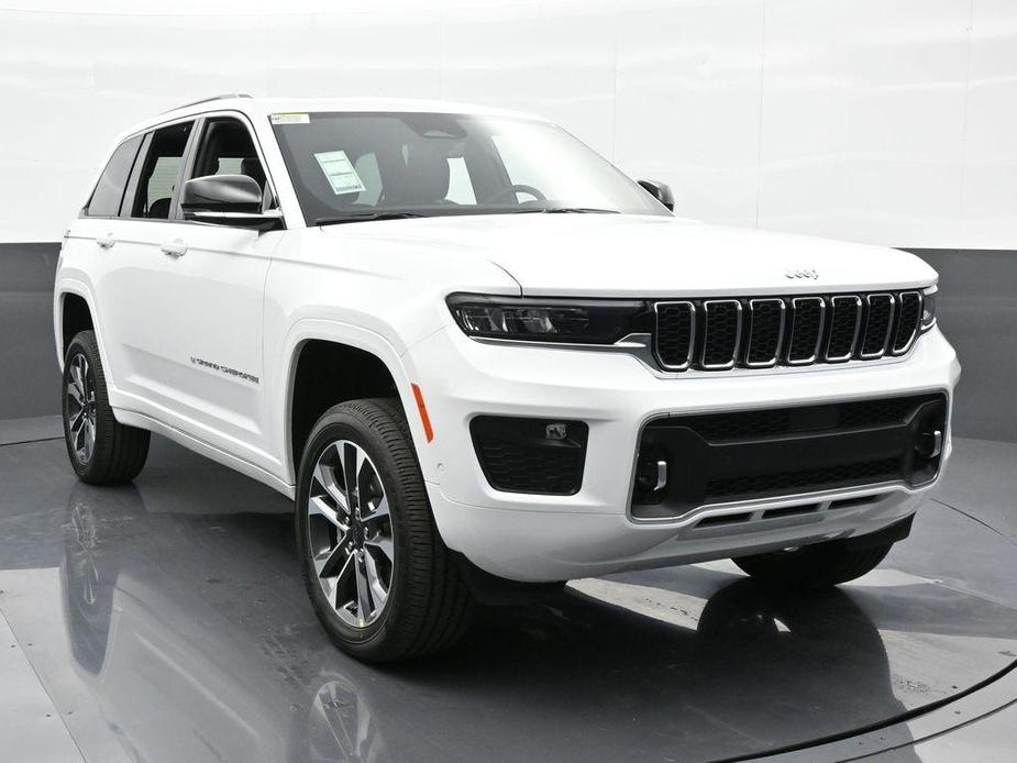 new 2024 Jeep Grand Cherokee car, priced at $50,721