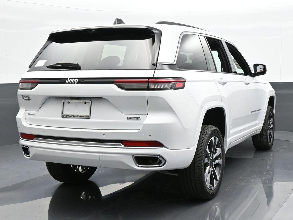 new 2024 Jeep Grand Cherokee car, priced at $52,221