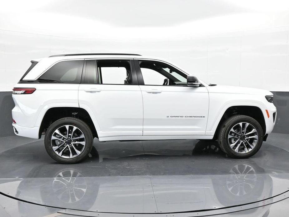 new 2024 Jeep Grand Cherokee car, priced at $50,721