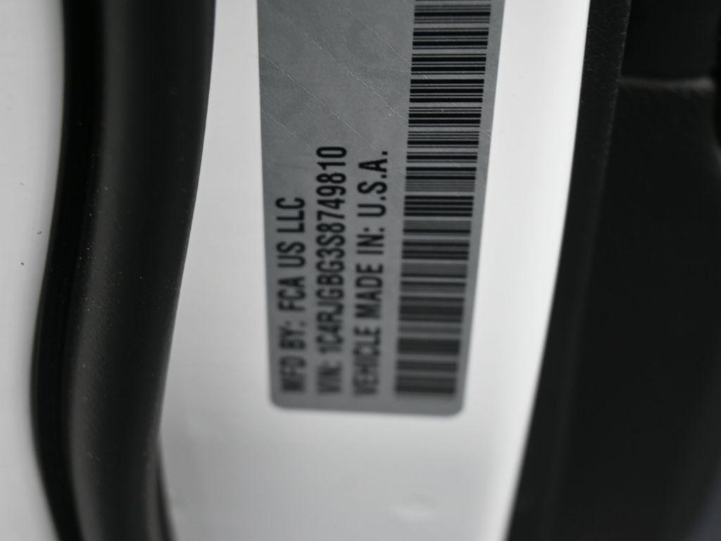 new 2025 Jeep Grand Cherokee car