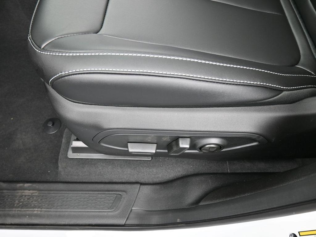 new 2025 Jeep Grand Cherokee car