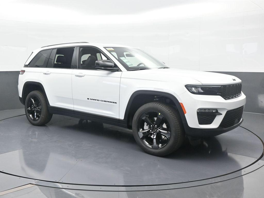 new 2025 Jeep Grand Cherokee car
