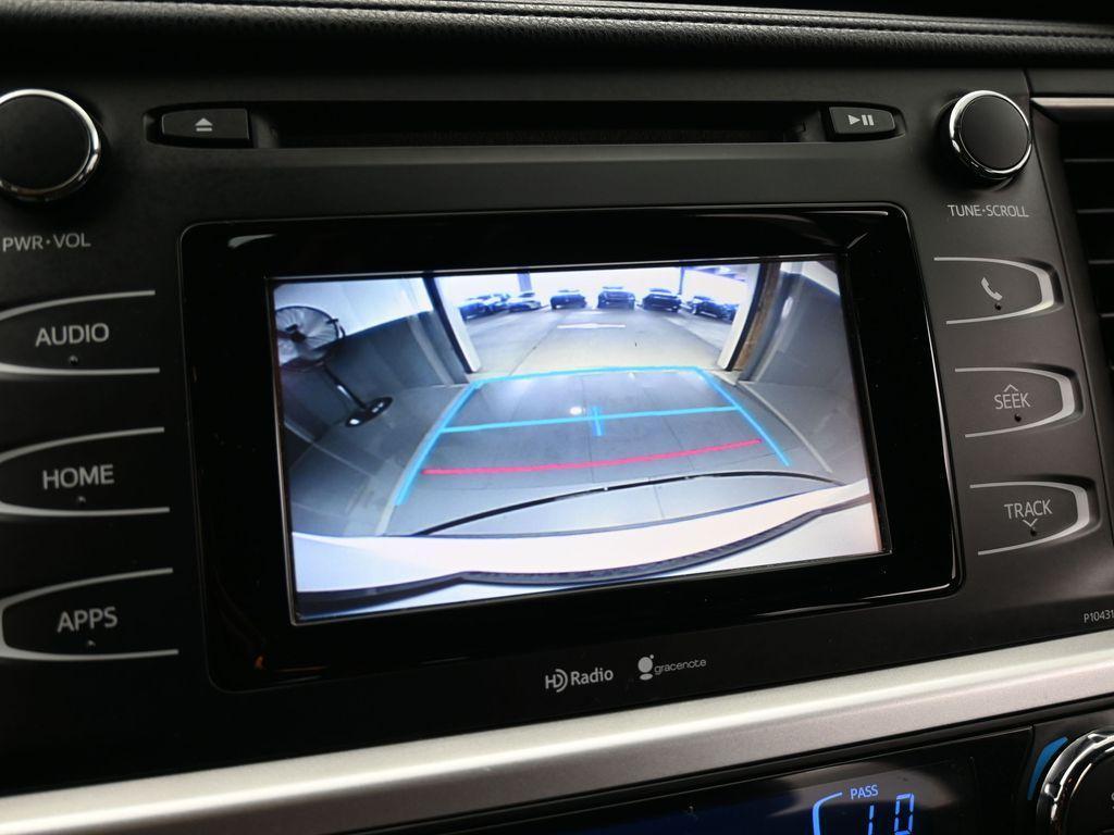 used 2015 Toyota Highlander car, priced at $15,251