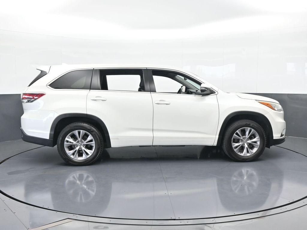 used 2015 Toyota Highlander car, priced at $15,251