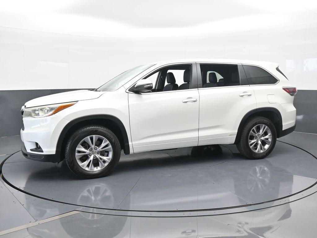 used 2015 Toyota Highlander car, priced at $15,251