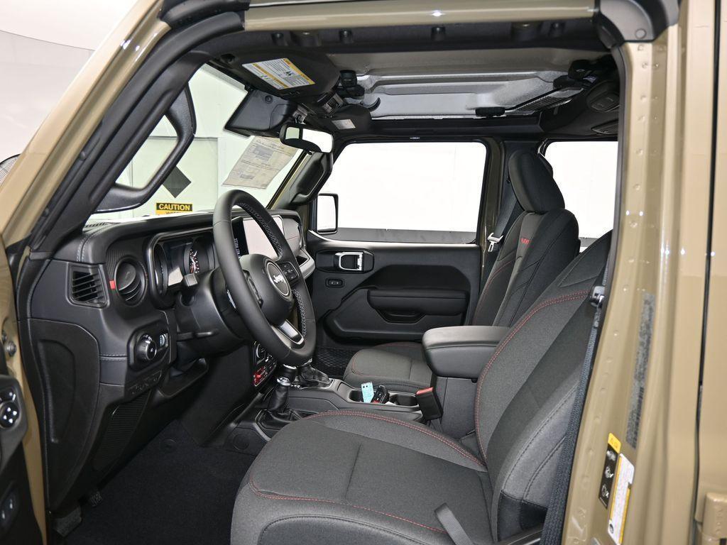 new 2025 Jeep Wrangler car
