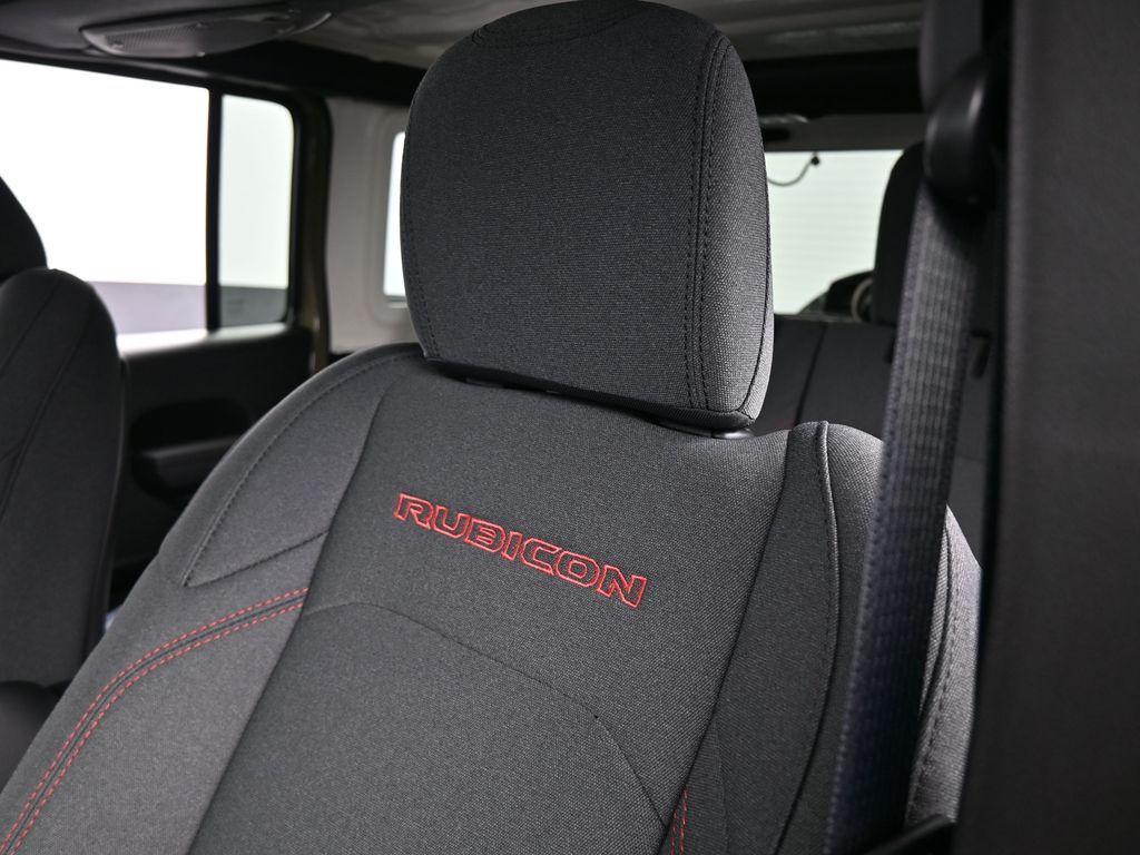 new 2025 Jeep Wrangler car