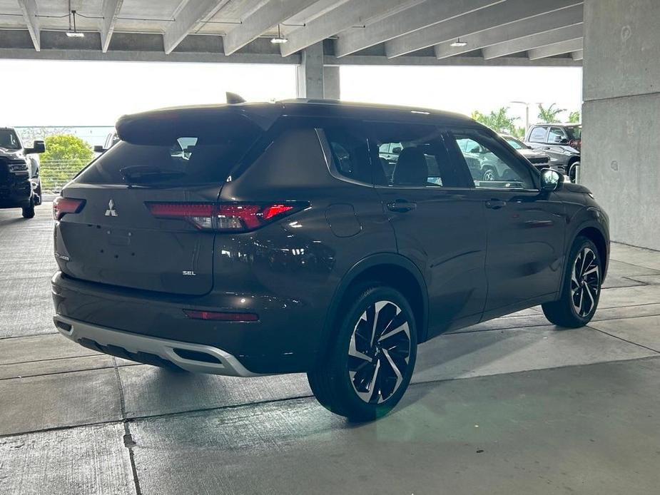 new 2024 Mitsubishi Outlander car, priced at $32,259