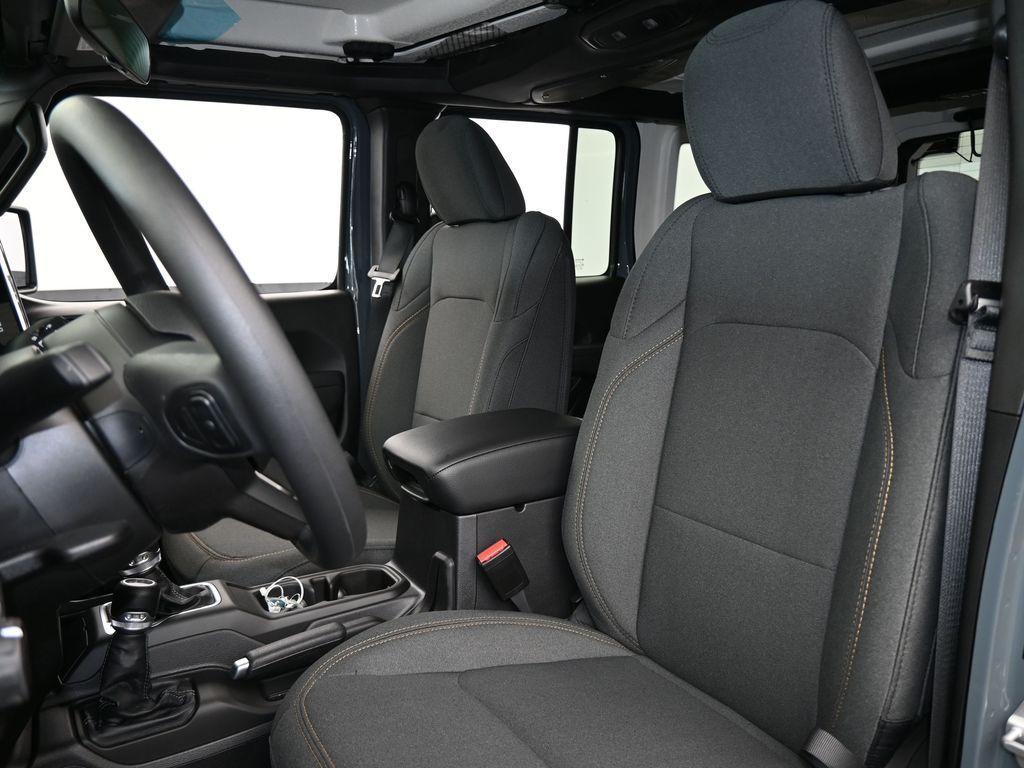 new 2026 Jeep Wrangler car, priced at $46,630