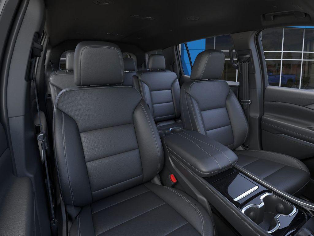 new 2025 Chevrolet Traverse car, priced at $41,567