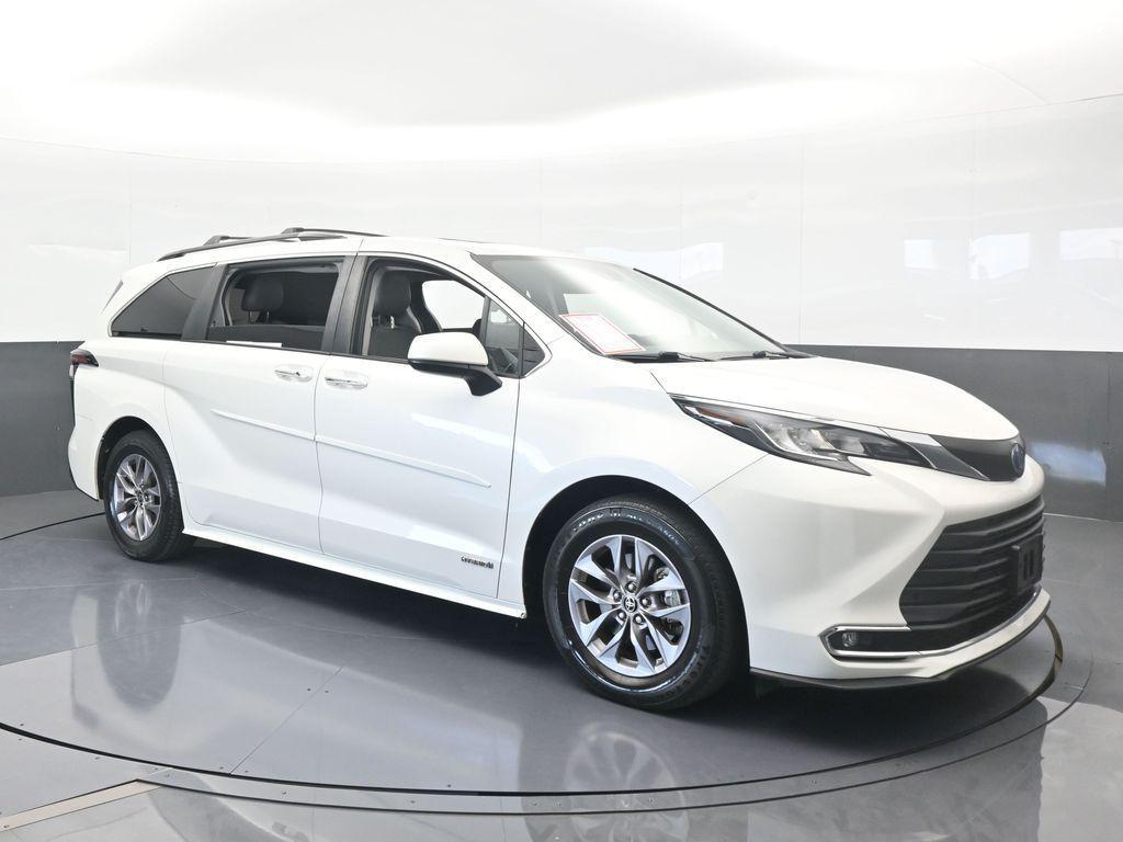 used 2021 Toyota Sienna car, priced at $32,991