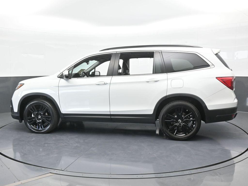 used 2022 Honda Pilot car, priced at $27,850