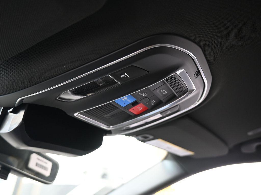new 2025 Jeep Grand Cherokee L car