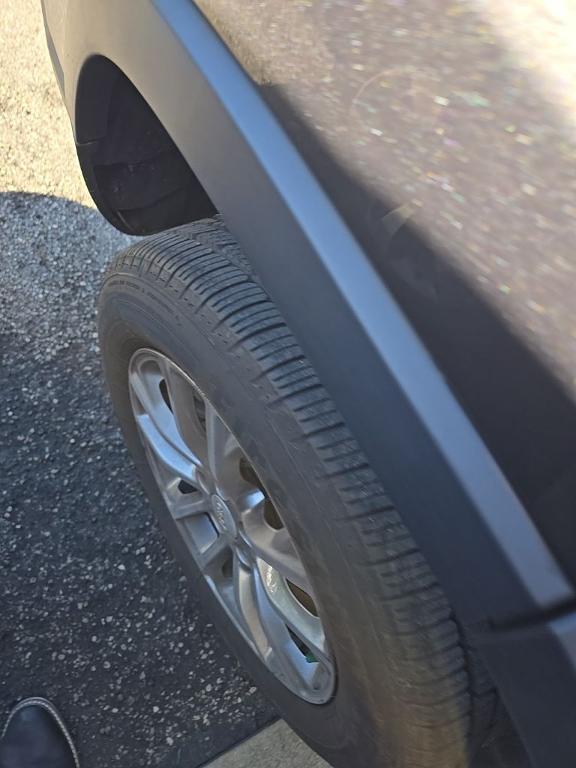used 2021 Jeep Cherokee car, priced at $15,990